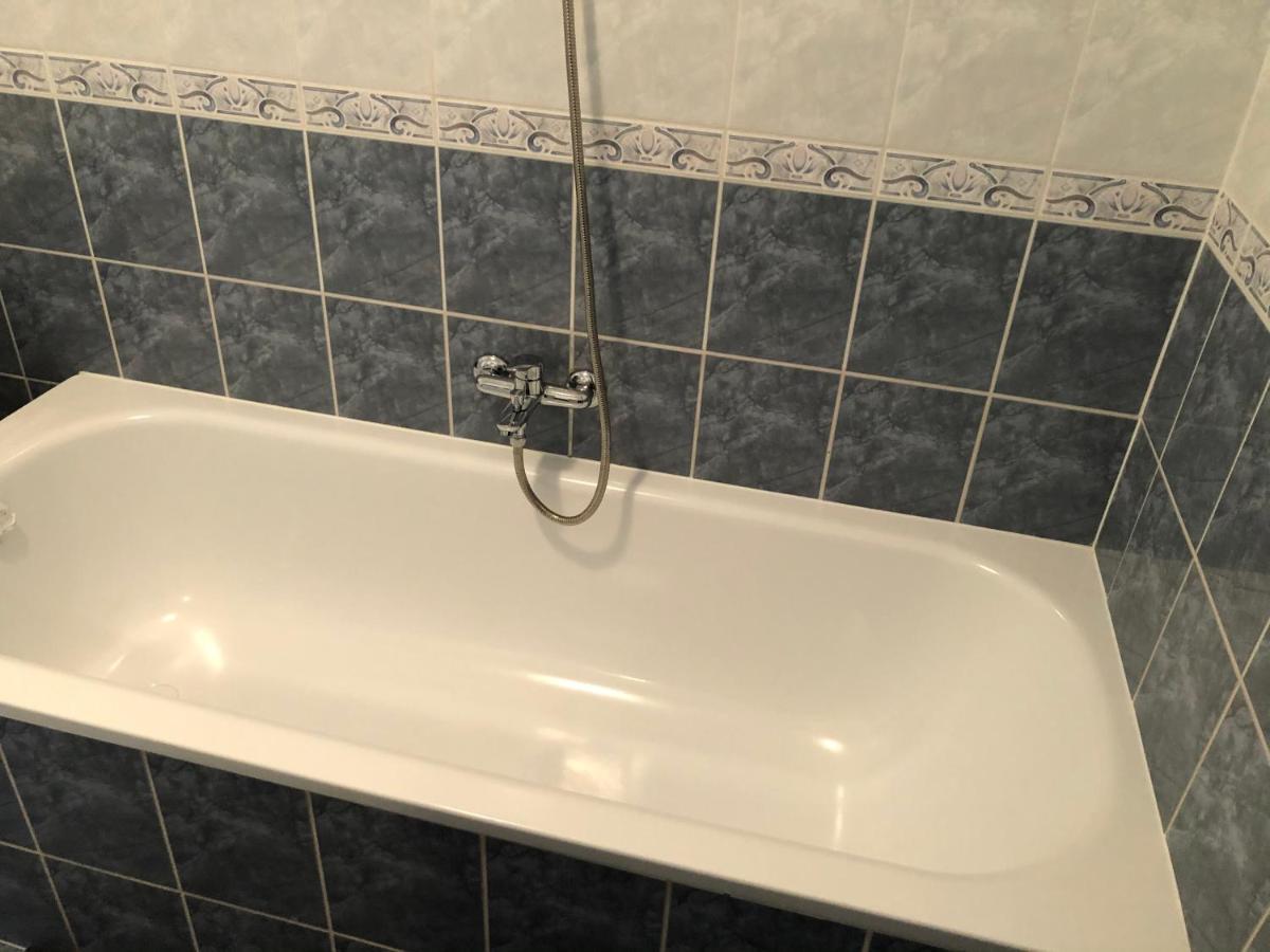 Alina Apartmanok Hajduszoboszlo Exterior foto