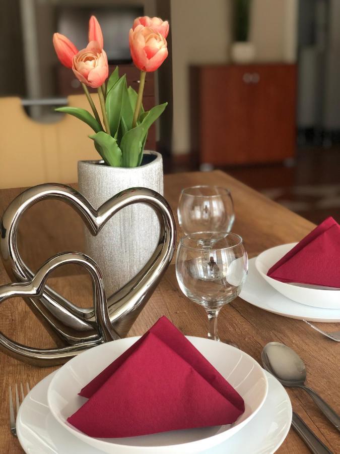 Alina Apartmanok Hajduszoboszlo Exterior foto